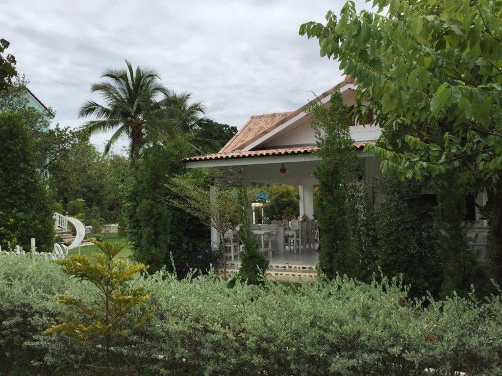 Charisma Resort Szuanphung Kültér fotó