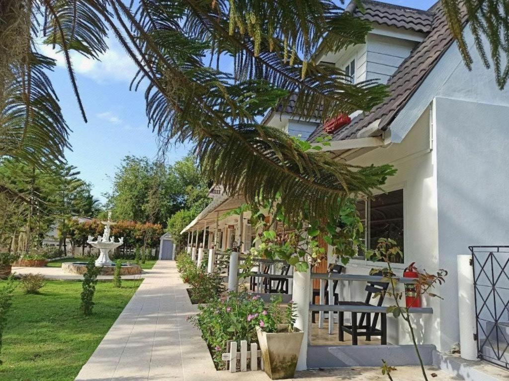 Charisma Resort Szuanphung Kültér fotó
